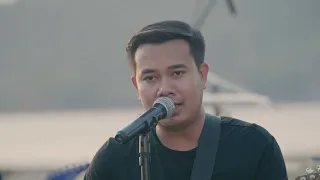 គេល្អទេ ( Ke Laor Te ) By September's End Live Session