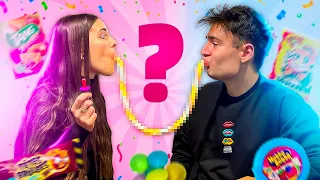 Elle GOÛTE les BONBONS de mon ENFANCE ! 👶🍭 | Spectracious x Les Honeys x Misha & Alex
