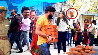 जब Girlfriend ने देखा मजदूरी करते हुए फिर जो हुआ