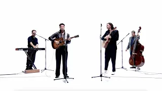 Mumford & Sons with Hozier - Rubber Band Man (Live on The Graham Norton Show)