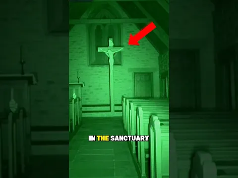 Christ Falls At Night At A Chruch 😱✝️ #god #viral #shortvideo