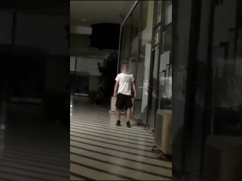 Μπαμ και κάτω!