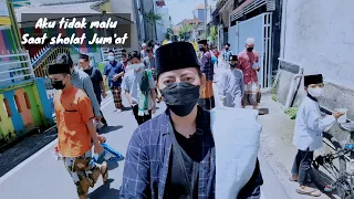 w4ria yang tidak lupa sholat JUM'AT