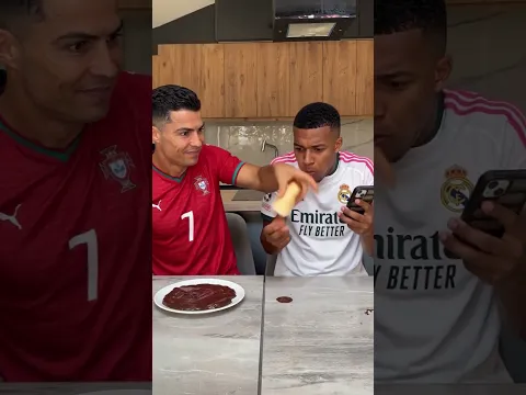 Mbappé Eats Ice Cream WRONG… Ronaldo Gets MAD 😂🍦