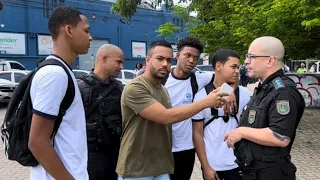 Estudantes criticam à polícia e são surpreendidos!
