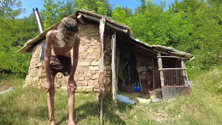 Živi u zemunici već 41 godinu! - "Umro sam, samo me još nisu sahranili!"