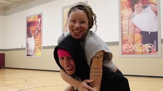 INTENSE 1v1 Basketball vs. FEMALE Hooper!