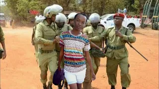 MCHUNGAJI BILA UOGA AWATAJA MASH0GA WA KWENYE TV/"WASHIKWEE"