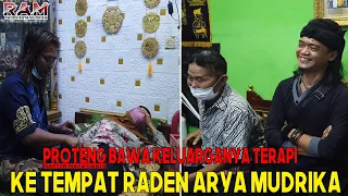 PROTENG (MMH) BAWA KELUARGANYA KE TEMPAT RADEN ARYA MUDRIKA !!!
