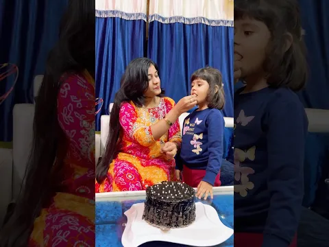 Abha ne diya birthday 🎂 surprise mumma ko 🎉🥳or gift🎁❤️ #shorts #viral #happybirthday