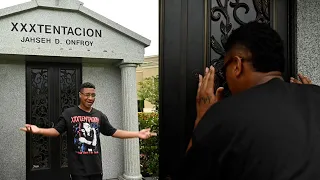 VOY A LA TUMBA de XXXTENTACION 😱 (VEO QUÉ HAY ADENTRO) 🔥 | BRAYAN TRAMPA
