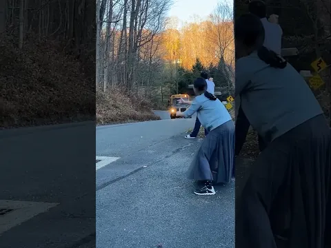 Mom Started dancing after Seeing school bus 🥰 #shorts