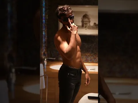 Just a 23y guy having fun wearing glasses