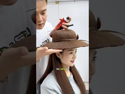 Anh thợ làm tóc nỗ lực sửa lại mái tóc cho cô gái 😇 #shortsviral ￼