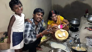 Dekho Dosto Meri Biwi Kya Bana Rahi Hain ❤️|| Cute Couple 🥰