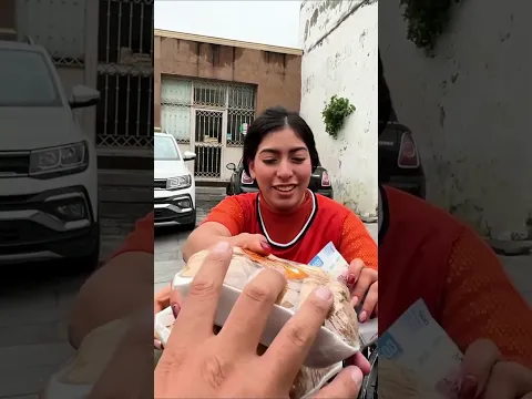Encontré a mujer de la calle honesta y le dí recompensa millonaria para salvar a su hermanito 😭