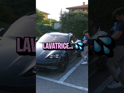 La mia PORSCHE risponde agli INSULTI… a modo suo 😂 #shorts