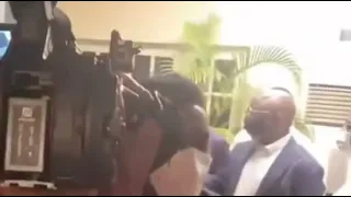 Nigeria's Super Eagles arrive Cameroon!!! Very 'High' Delegation!!! (Ultra Fans!)