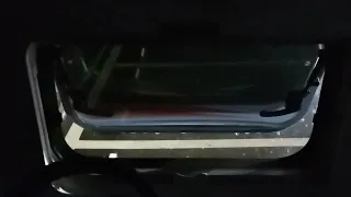 RV that wakes up in the middle of the night to the sound of rain, you can listen to the rain with me