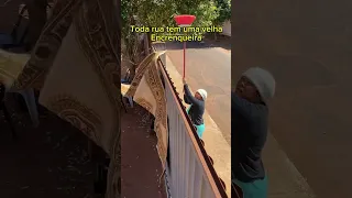 Toda rua tem uma