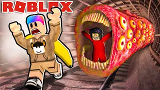 MPOK GOYENG JADI SCP KERETA PEMAKAN MANUSIA YANG SANGAT MENGERIKAN HAMPIR DI HAPUR ROBLOX!!