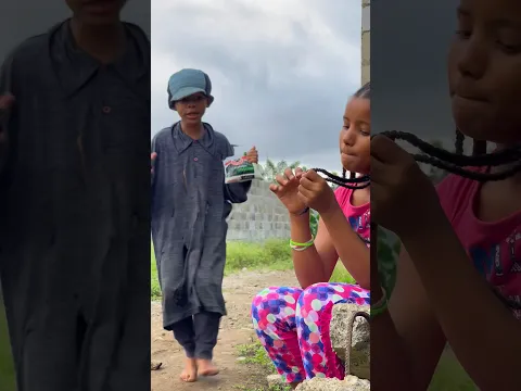 El niño vagabundo ayudó a esta joven y no creerán lo que pasos #viral