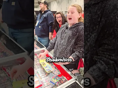 ¡Abrió Un Shadowless De $1100 Y Le Tocó El Charizard Holo! 🔥 (@Boomer_tcg)