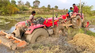 Mahindra tractor stuck in mud Rescued by another Mahindra tractor | tractor |