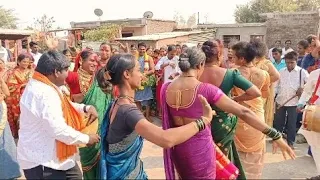 वेळापूर मध्ये थेट आज माऊली कांबळे यांनी सुपर डान्स केला