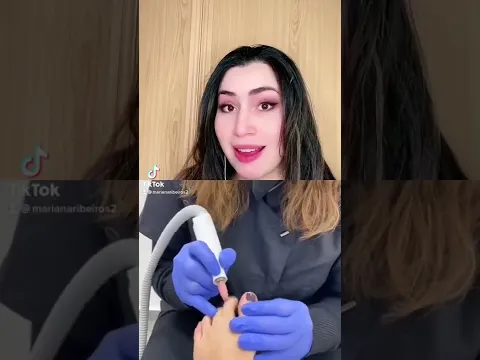 Manicure - Primeiro dia de trabalho