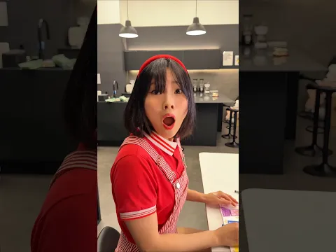 Introducing the "vitawear smartband," a next-generation wearable 💥 #banaraslitfest #shortvideo