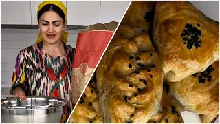 Traditional samsa with two different fillings/ Традиционная самса с двумя разными начинками