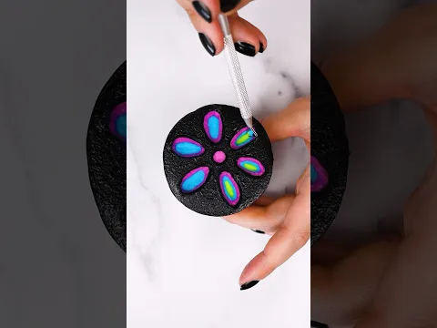 Layered Frosting Flower Cupcake Design #shorts