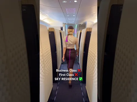 Fell in love with an Etihad Airways stewardess ✈️ #etihad #travel