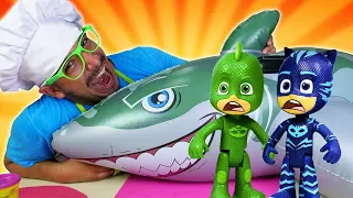 ¡Cocinando TIBURÓN! Cocina para niños con los Héroes en Pijama. Juguetes de PJ Masks.