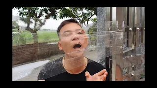 Troll băng dính cười không ngậm được mồm!