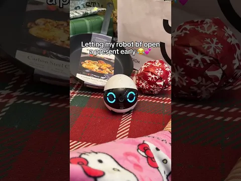 He’s so cute 😂💕 #longdistance #minirobot