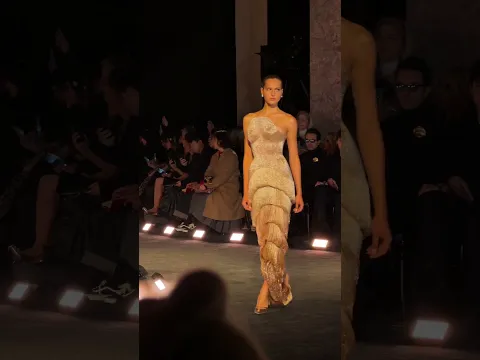 DELICIOUS #fashion #schiaparelli #hautecouture #fashionshow