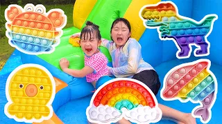 【寸劇】プールで遊んだらプッシュポップが出てきた！ - はねまりチャンネル