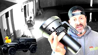Helping Police Catch Car Thieves with a 200,000 Lumens Flashlight… Gone Wrong! 😳🔦