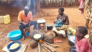 African village life #Cooking chapati for breakfast.