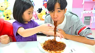 การทำอาหารของบ่อแรมสำหรับเพื่อนๆ และเรื่องราวสนุกๆ สำหรับเด็ก