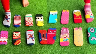 Which socks are suitable for her? 🖐️😲🦶 excellent video #02