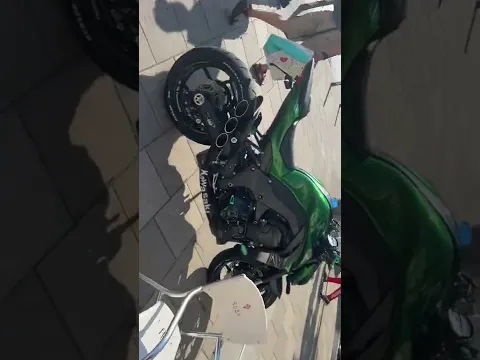 Kawazaki Z1000
