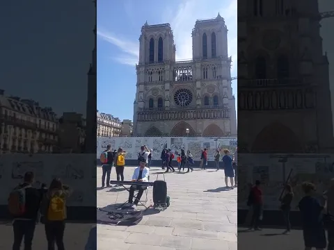 Chariots of fire in Notre-Dame-de-Paris