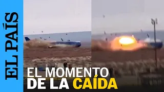 AVIÓN ESTRELLADO | El impacto contra el suelo de la aeronave de Azerbaijan Airlines | EL PAÍS