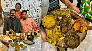 কলকাতার ঘরের খাবার 😬 ইলিশ পাতুরি, তেল কই, মাটন রেজালা, ইলিশের ঝোল, উচ্ছের রেজালা ❤️ @zerowattfilms