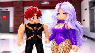 LA ALUMNA NUEVA ESCONDE UN SECRETO OSCURO EN BROOKHAVEN | 👍💜 Violet Compilación #roblox #brookhaven