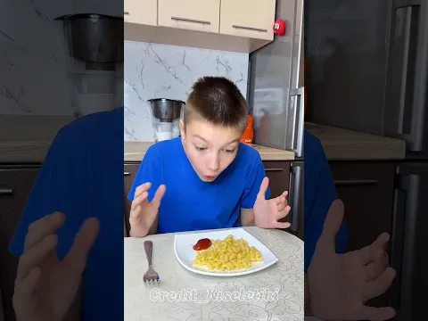She Came Up With A Life Hack With Noodles And Ketchup#shorts#trending