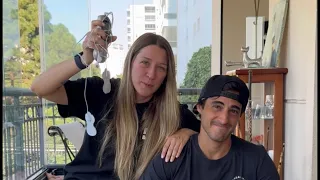 Testando o simulador de cólica no meu namorado